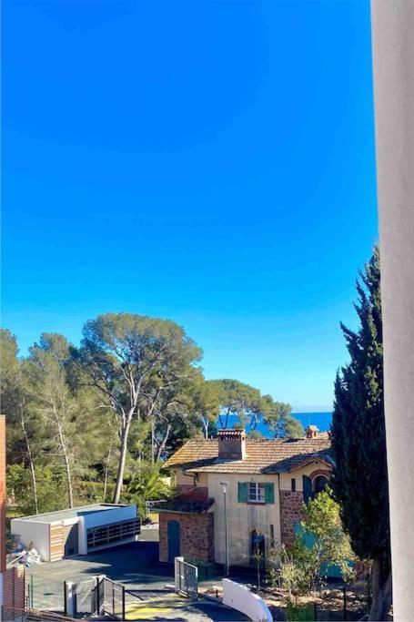 Studio Bord De Mer Boulouris A Saint Raphael מראה חיצוני תמונה